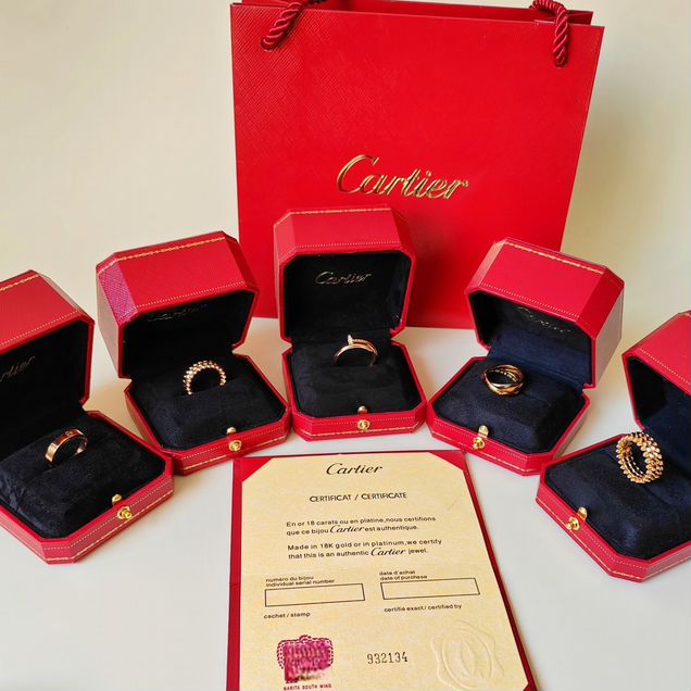 Золотое кольцо Cartier. Полный каталог