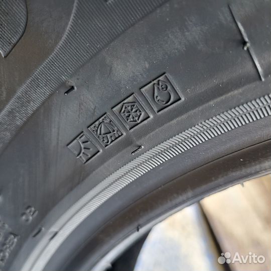 Nexen Roadian 541 225/75 R16 104H