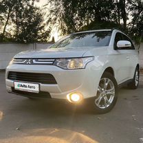 Mitsubishi Outlander 2.4 CVT, 2013, 86 000 км, с пробегом, цена 1 860 000 руб.