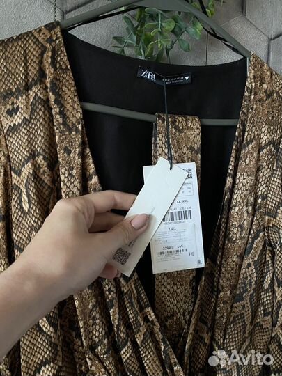 Zara платье