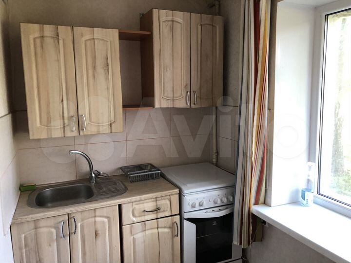 1-к. квартира, 35 м², 1/4 эт.