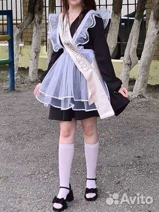 Белый школьный фартук