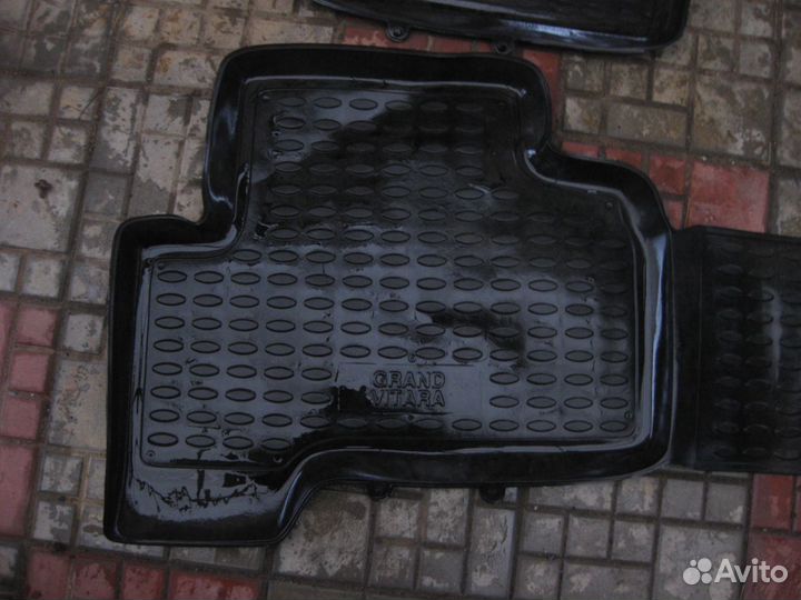 Коврики салонные для Сузуки Гранд Витара