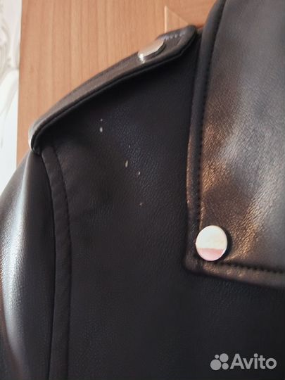 Кожаная куртка косуха укороченная