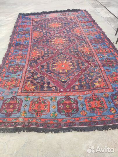 Ковер шерстяной