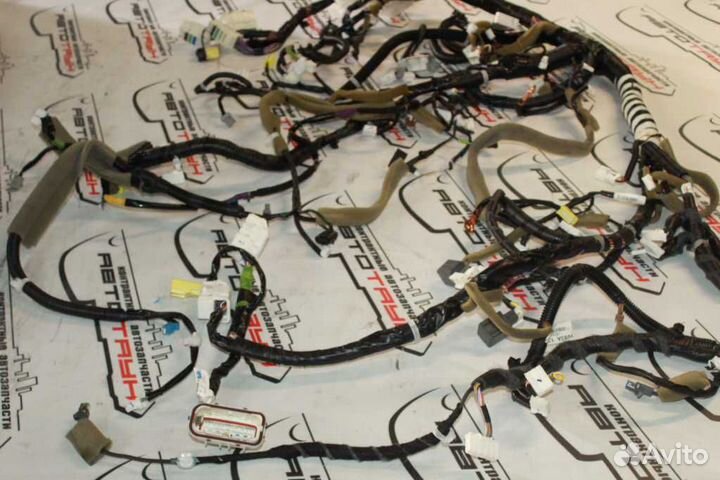 Коса салона nissan patrol Y62 торпеды