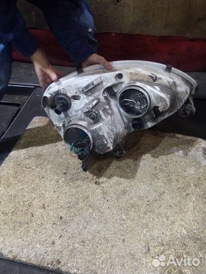 Фара левая на газель бизнес