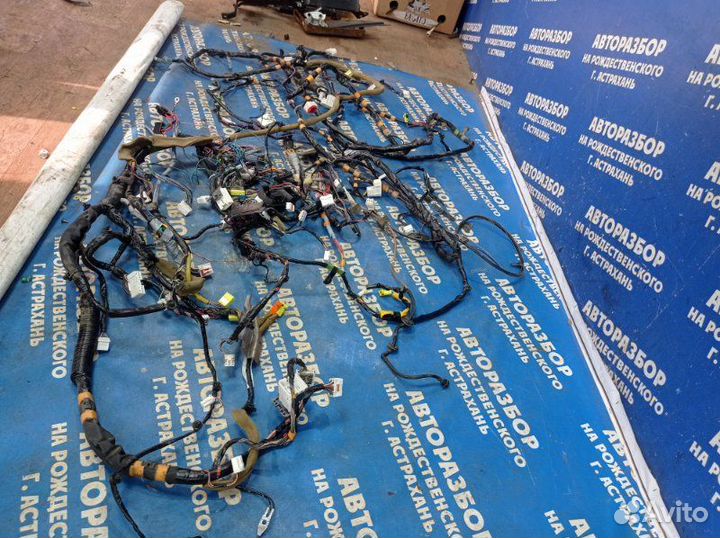 Проводка салона Mazda Demio 2 хэтчбек ZJ-VE 2003