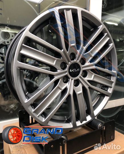 Диски R18 6x114.3 Kia Mohave SB