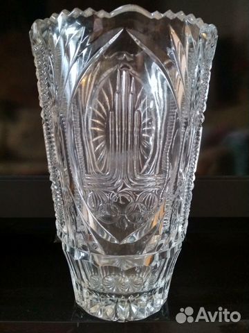 Ваза хрустальная