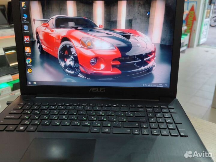 Классный ноут Asus 4 ядра 4 гига новый SSD