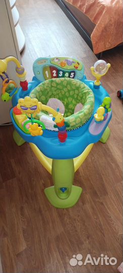 Детский коврик и прыгунки