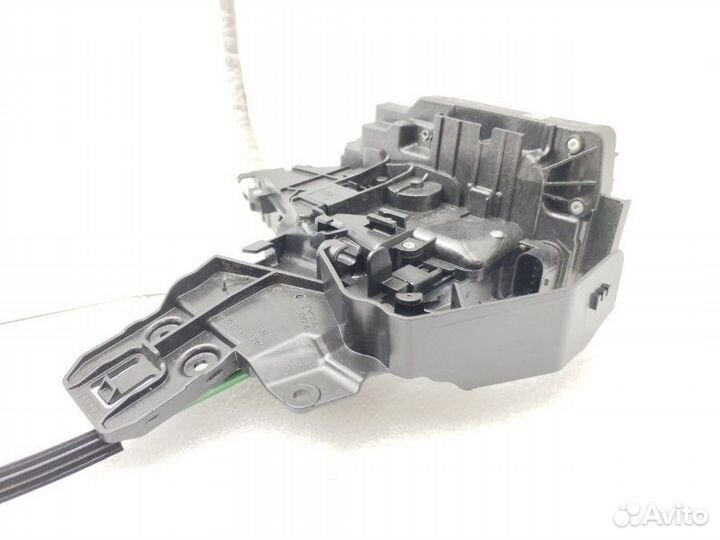 Замок двери задний правый Mercedes-Benz E-Class
