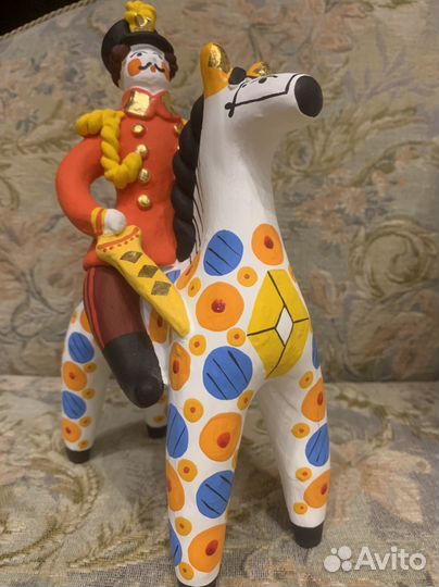 Дымковская игрушка