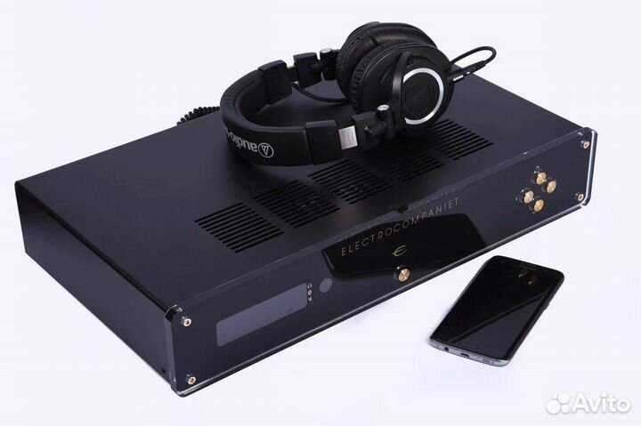 Интегральный усилитель electrocompaniet ECI 80D black