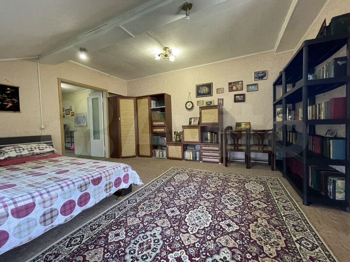 Дом 258,6 м² на участке 12 сот.