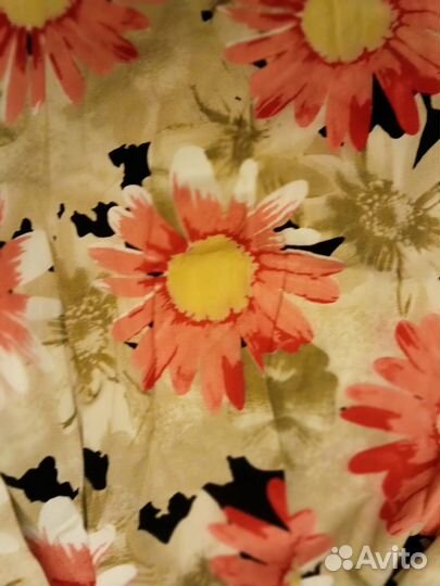 Платья праздничные