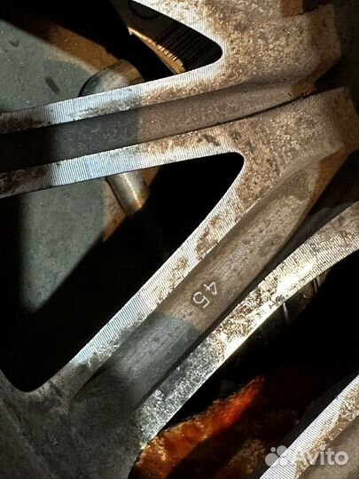 Продам колеса 5:114,3 R17 на летних шинах