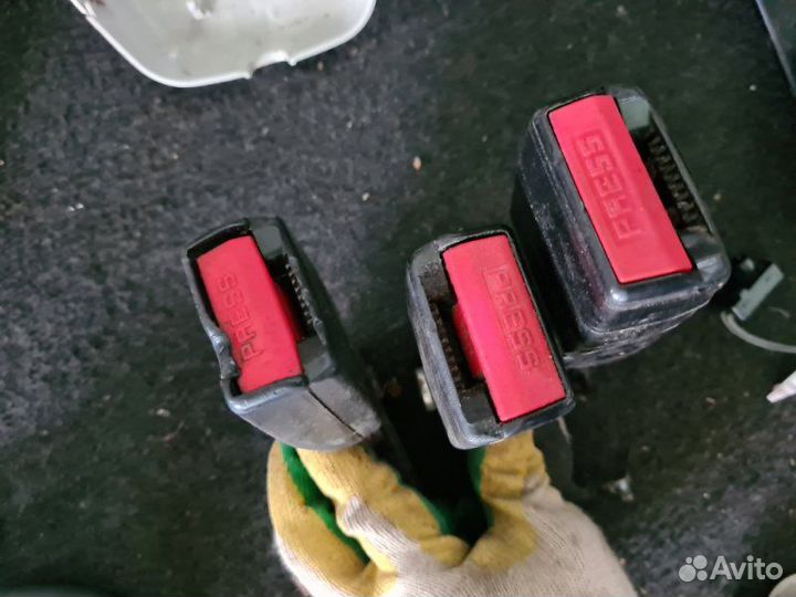 Замок ремня безопасности задний Renault Fluence