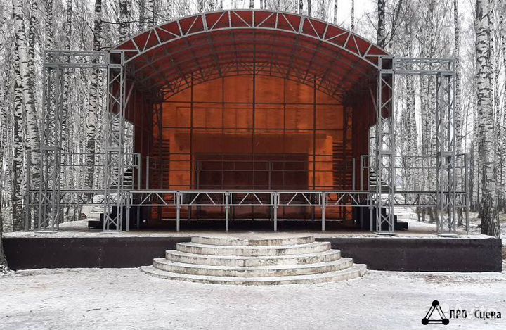 Стационарный сценический комплекс с арочной крышей