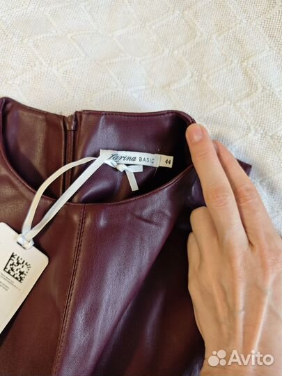 Платье кожзам 44 Zarina