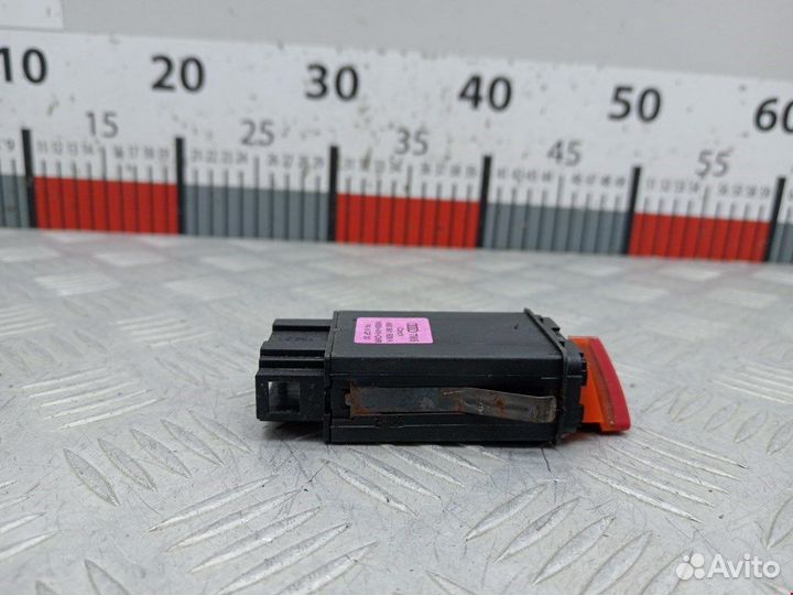 Кнопка аварийной сигнализации для Audi A6 C5