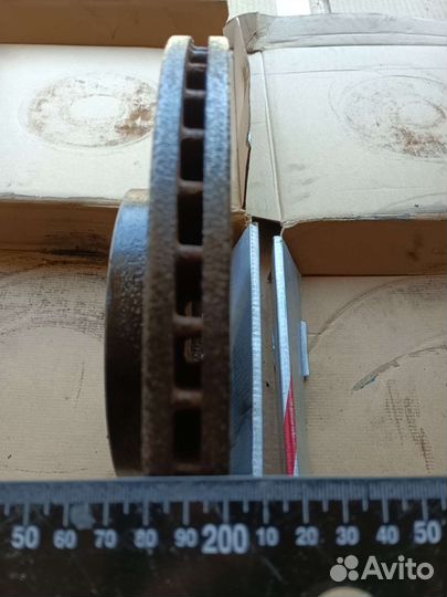 Тормозные диски и суппорта Honda Civic