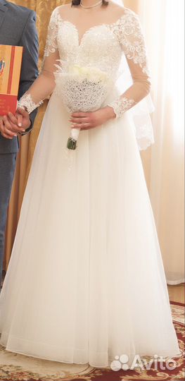 Свадебное платье