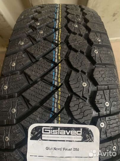 Gislaved Nord Frost 200 ID 185/65 R15 92T