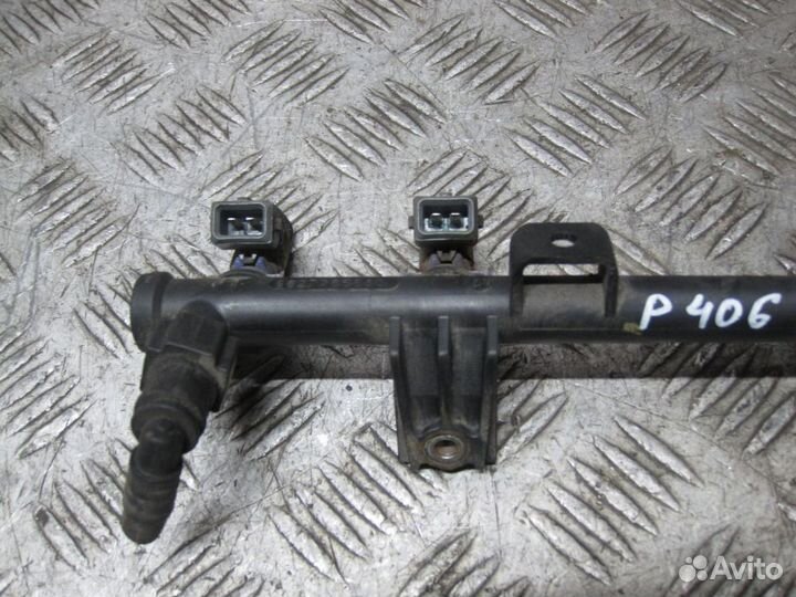 Рейка топливная рампа Peugeot 406 1.8 1995-2004