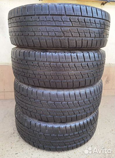 Goodyear Ice Navi Zea II 225/60 R17 98H