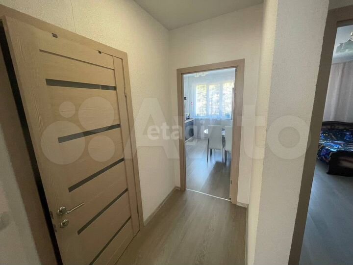 2-к. квартира, 56 м², 6/17 эт.