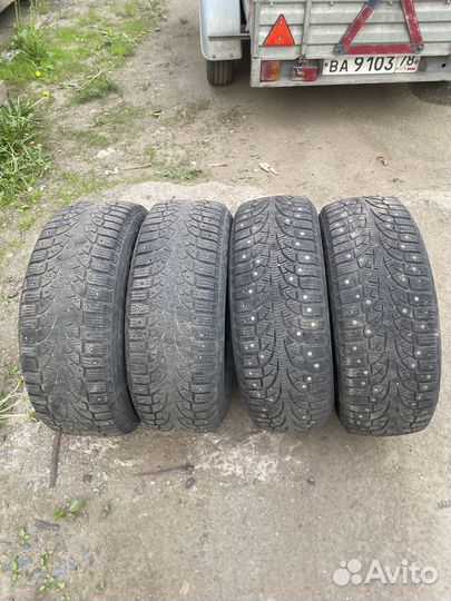 Pirelli Carrier Winter 225/55 R16