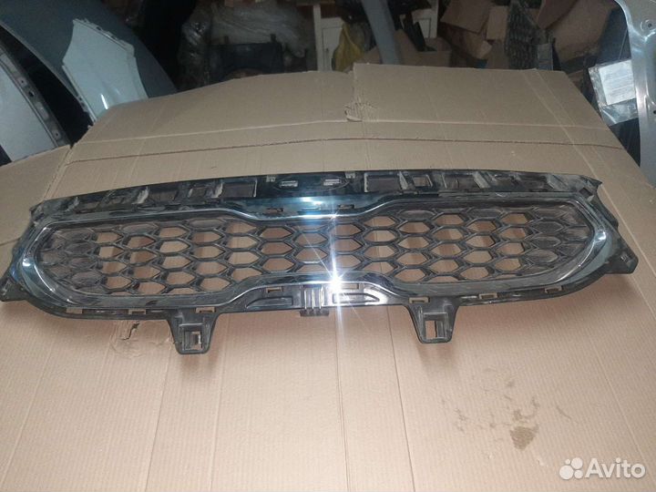 Kia Ceed 3 решётка радиатора