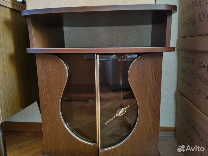 Тумбочка прикроватная/под тв