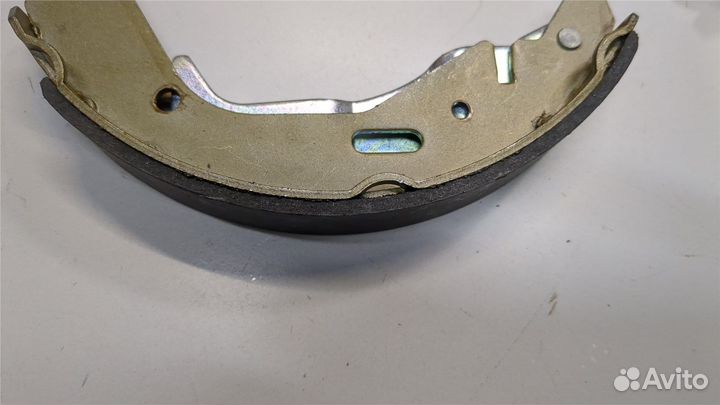 Колодки стояночного тормоза Opel Agila, 2001