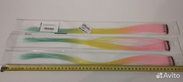 Пряди для волос на заколках