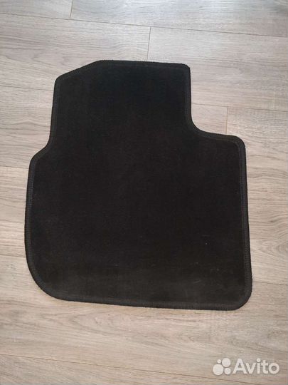 Автомобильные коврики текстильные