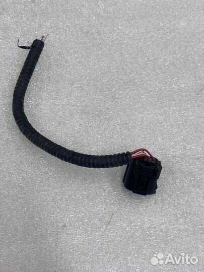 Штекер дистроника передний Toyota Camry V70/V75