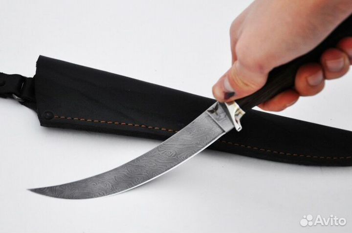 Нож Филейный из дамасской стали 1200 слоев