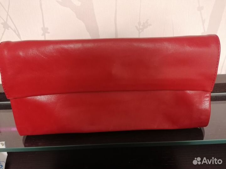 Клатч красный