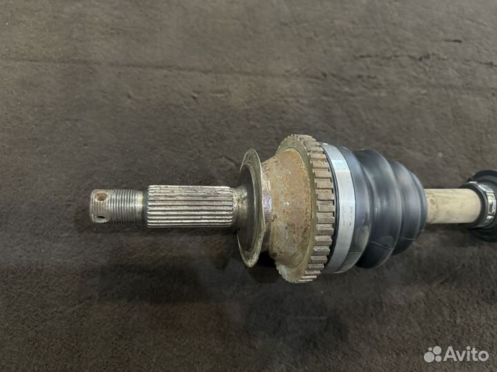 Левый привод Kia Magentis 2.0 G4JP