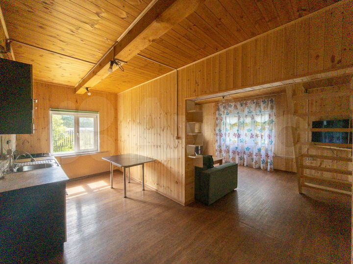 Дом 110 м² на участке 12 сот.