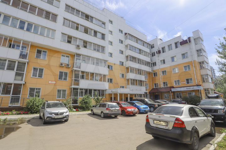 2-к. квартира, 66 м², 3/7 эт.