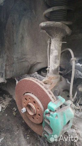 Амортизаторы передние Volkswagen Jetta IV