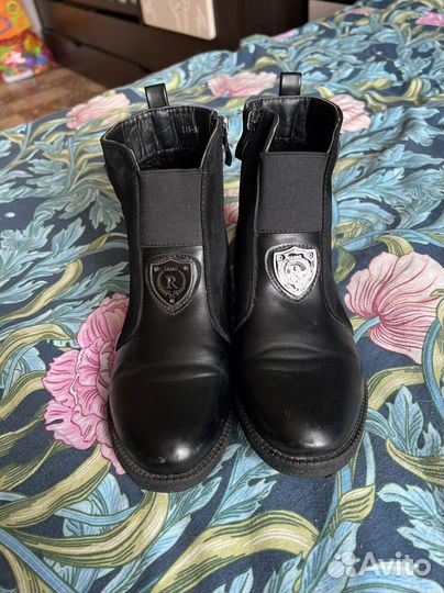 Ботинки детские 35