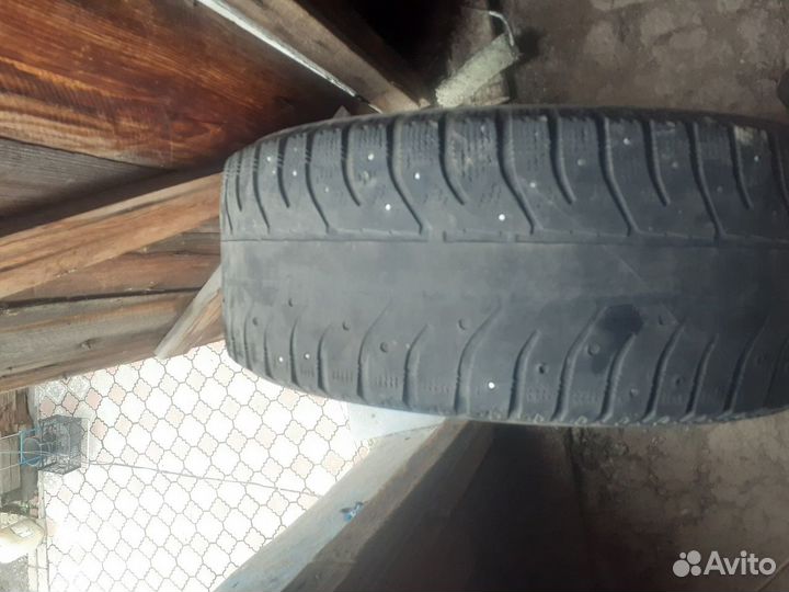 Продам зимнюю резину