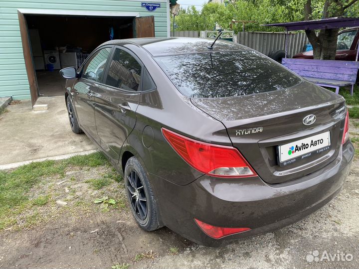 Hyundai Solaris 1.6 AT, 2015, 71 000 км