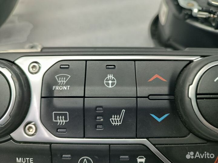 Руль Jeep Wrangler IV Rubicon