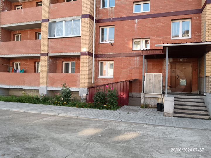 1-к. квартира, 37 м², 1/4 эт.